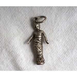 Vintage Bandaged Child Charm Orthopedic Hospital Vintage 800